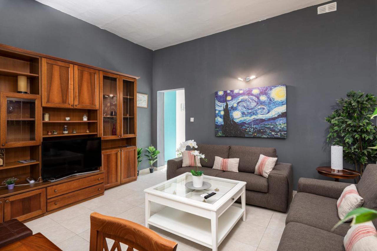 1 Bedroom Apartment With Cosy Backyard Close To Valletta Floriana Eksteriør billede